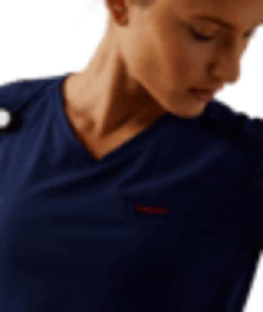 10039716 WMS CLARA STR 6 POCET SS SCRUB TOP BLACK