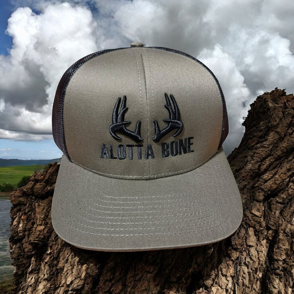 ALOTTA BONE EMBROIDERED ARMY GREEN HAT